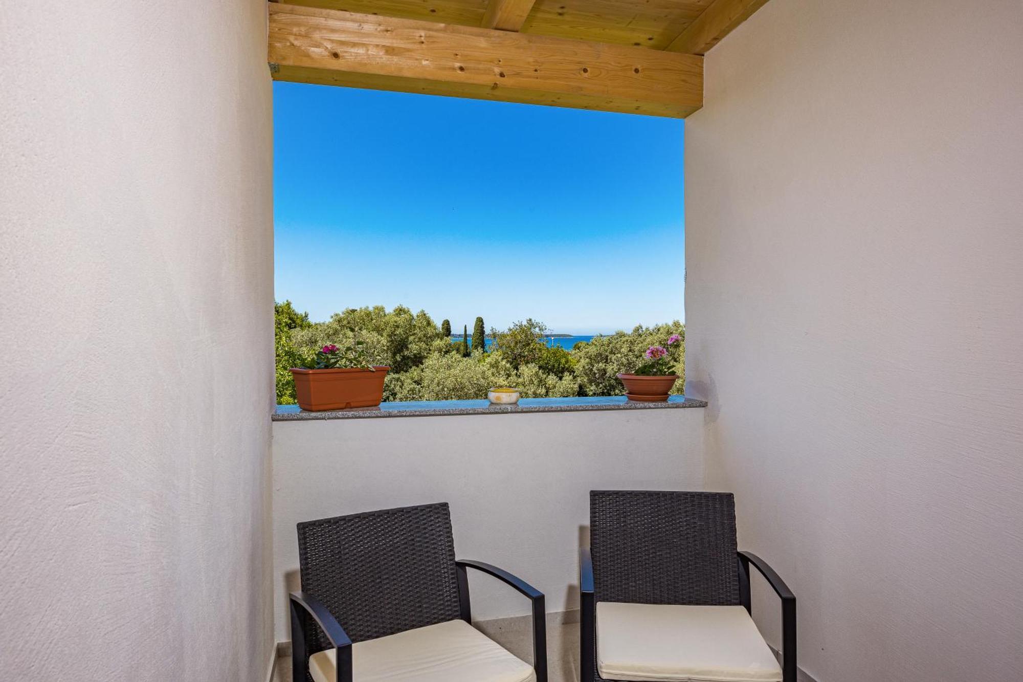 Apartment Nenad - Amazing Sea View ! Only 500 Meters From The Beach ! Fažana Екстериор снимка