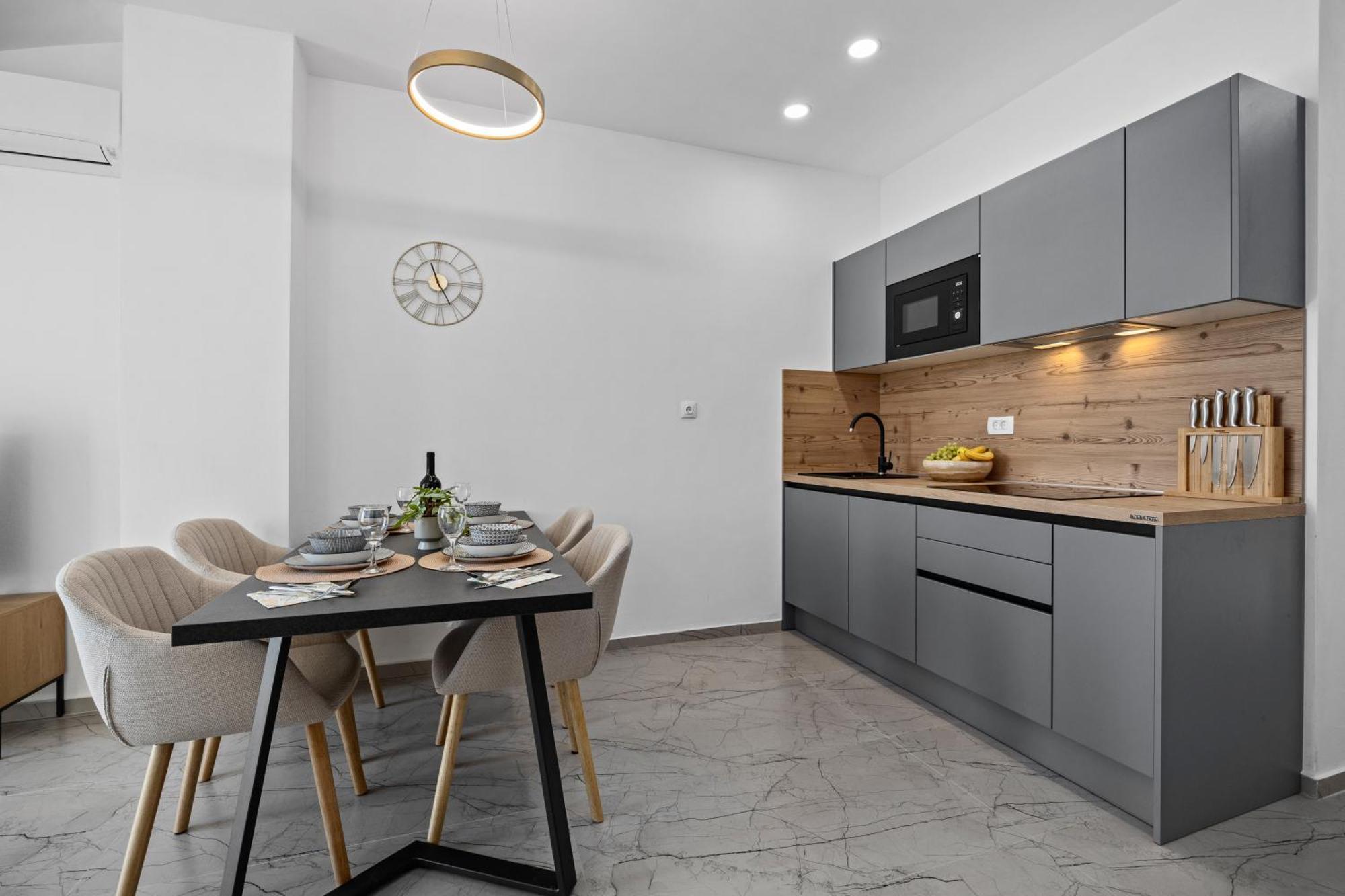 Apartment Nenad - Amazing Sea View ! Only 500 Meters From The Beach ! Fažana Екстериор снимка